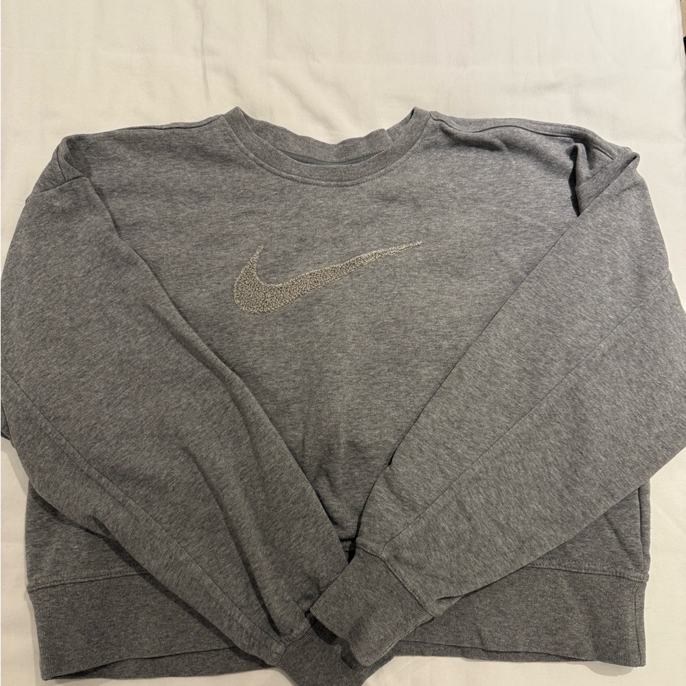 Nike Women's Heather Gray Crew Neck Sweater